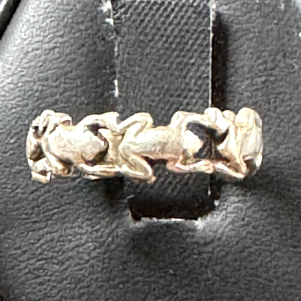 Sterling silver Frog Ring